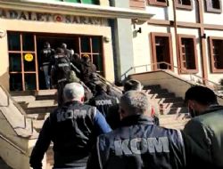 GİRESUN’DA SİLAH KAÇAKÇILARINA DARBE